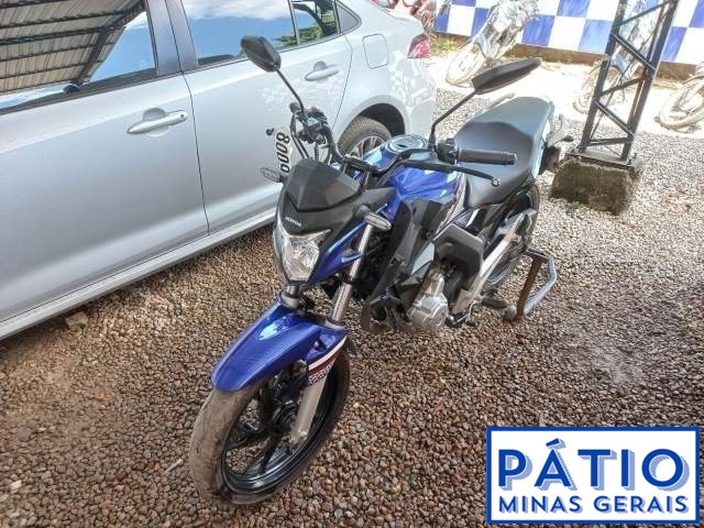 CB 250 F TWISTER CBS